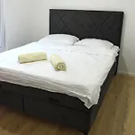 بيت للعطل Maslina